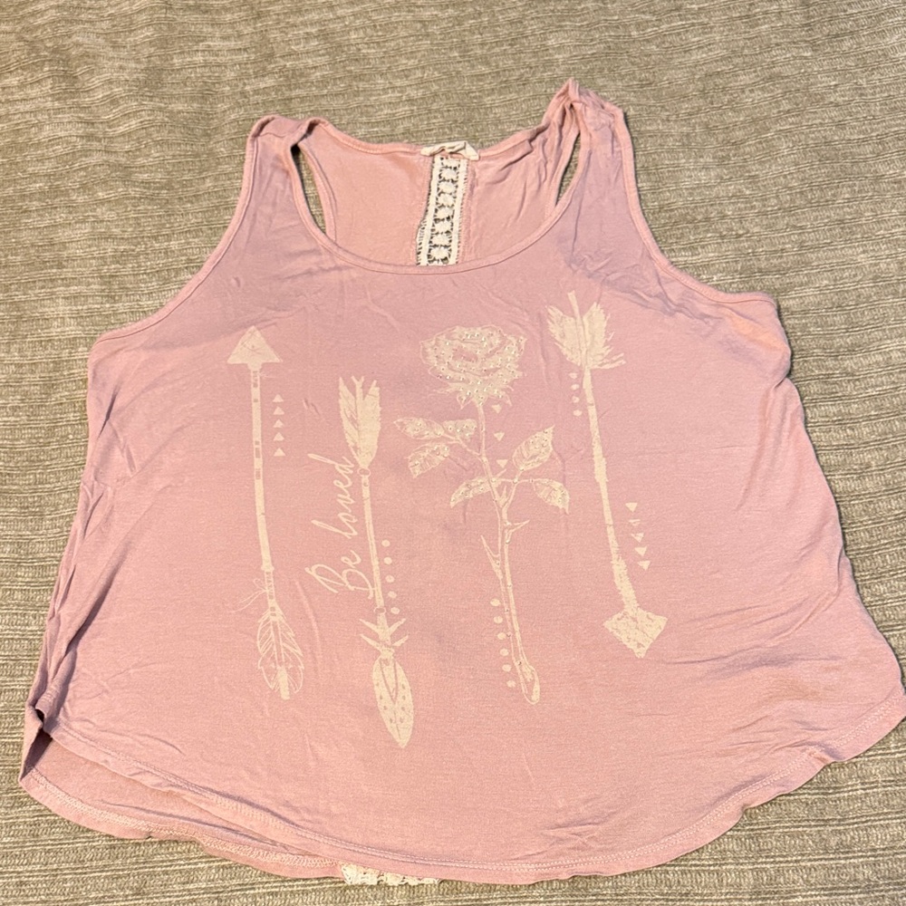 Light Mauve Graphic Tank Top with Floral & Arrow Motif